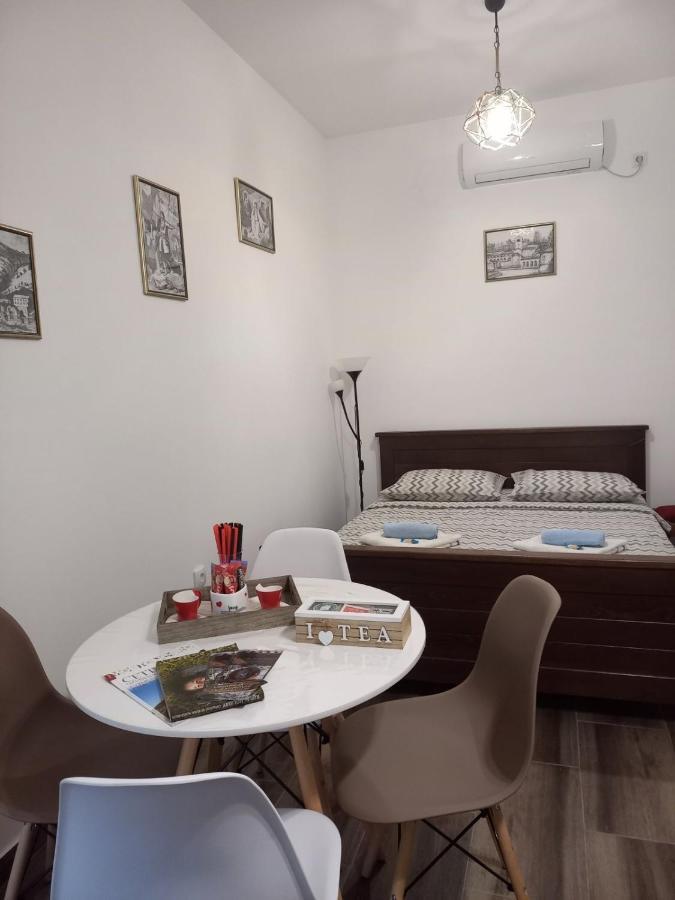 Aleksa Guest House เซทินเจ ภายนอก รูปภาพ